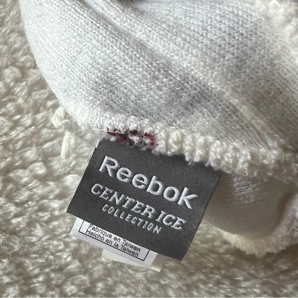 Reebok Blackhawks Pom Beanie - Red, Black, White